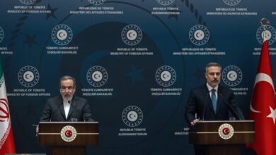 مساع أمريكية إيرانية: عراقجي يكشف عن وساطات طهران ومخاوف إسرائيل من الاتفاق