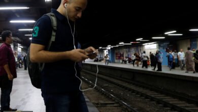 هل انتهى الأمر؟ رسوم هواتف المغتربين تشعل الجدل بعد قرار الجمارك الجديد