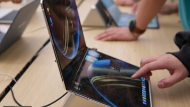 الحواسيب القابلة للطي: ثورة تنتظر الإطلاق في عالم المحمول