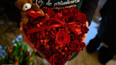 تغير عيد الحب: لماذا يشتري الرجال الهدايا لأنفسهم ويفضل البريطانيون المنزل؟