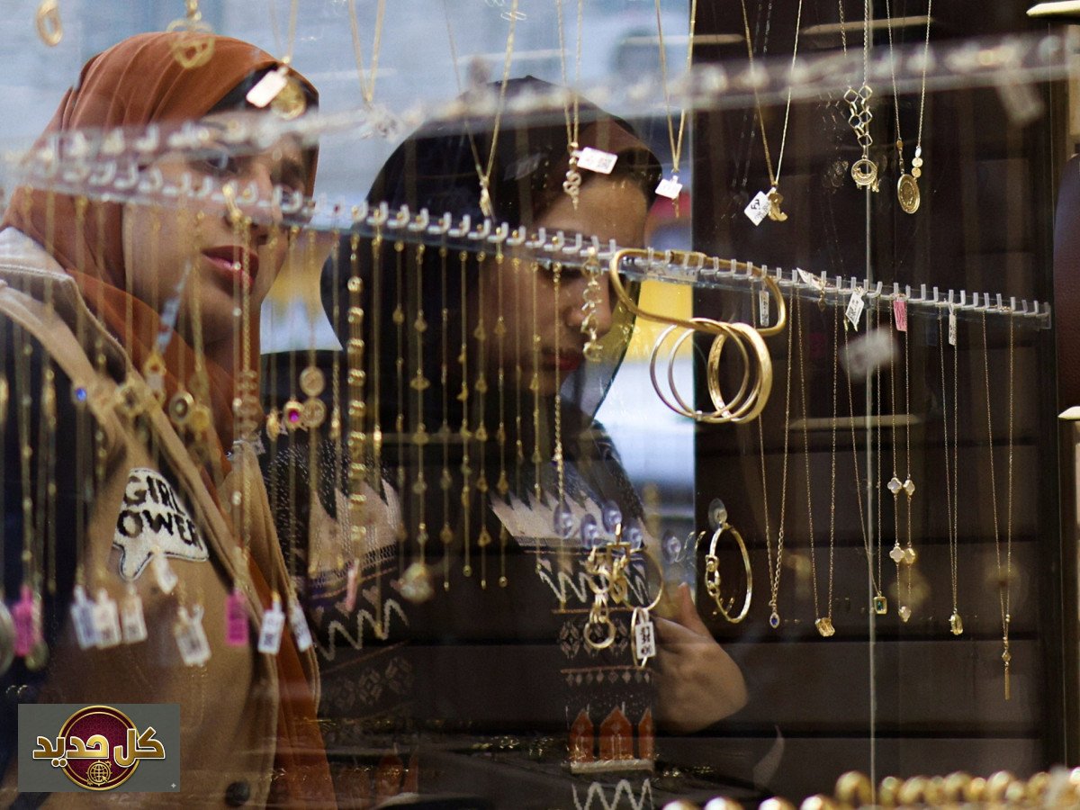 سبائك الذهب في مصر: لماذا يهرع المصريون نحو الملاذ الآمن وسط الضبابية الاقتصادية؟