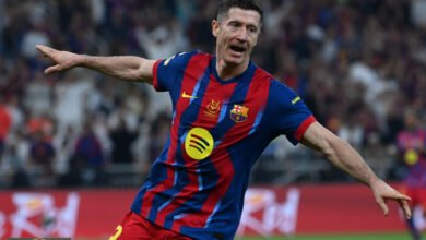 مستقبل ليفاندوفسكي: 5 عروض ضخمة تلوح في الأفق وتهدد استقراره في برشلونة