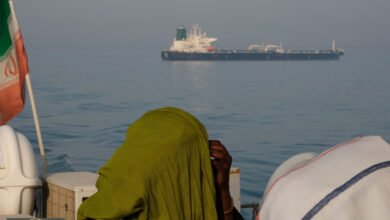 مضيق هرمز: من هم الرابحون والخاسرون من تصاعد المخاطر الاقتصادية؟