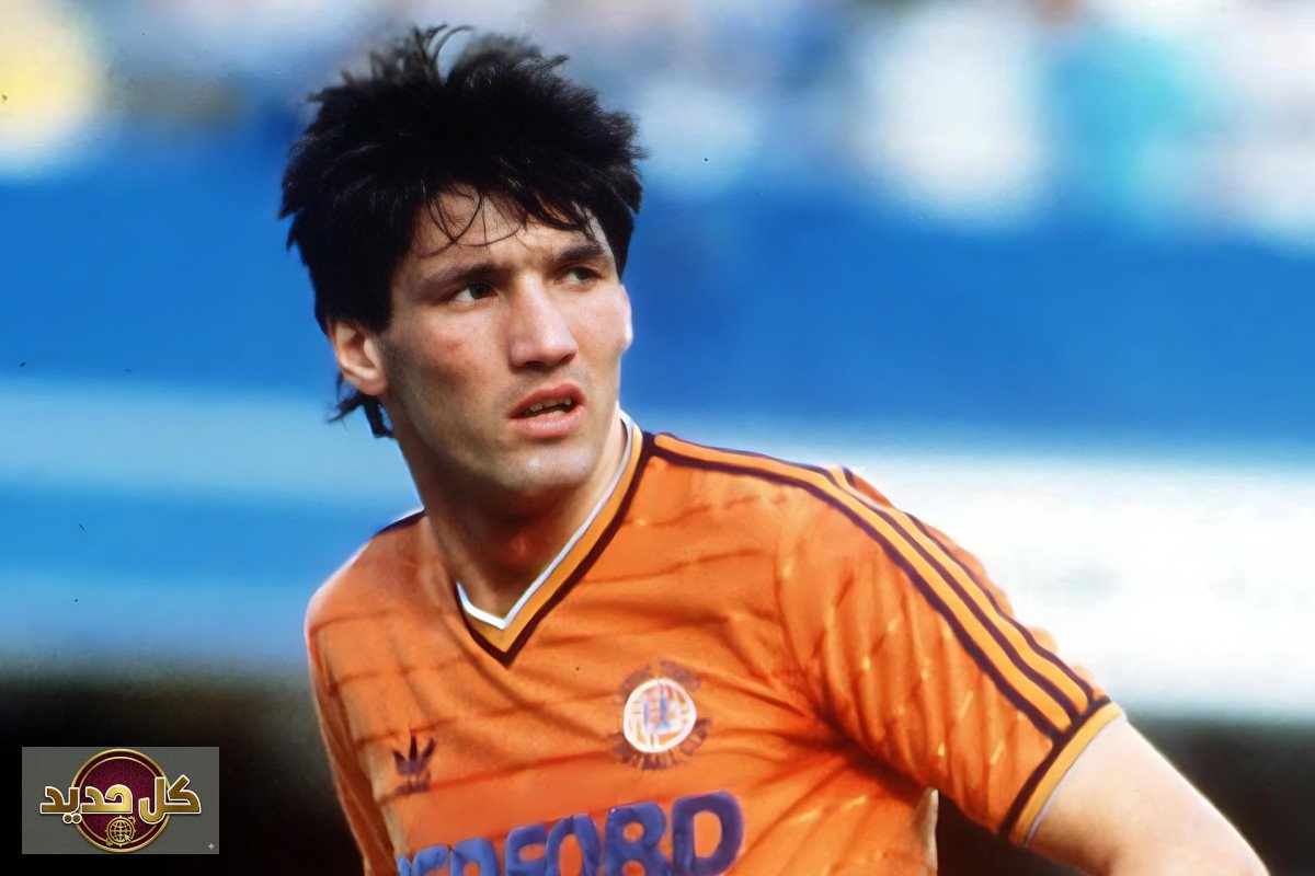 توني آدامز يختار "أقسى لاعبي كرة القدم" على الإطلاق بالاتفاق مع فيني جونز