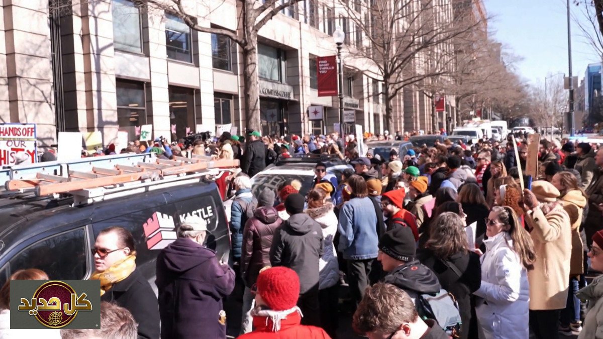 تسريح واشنطن بوست يثير غضباً عارماً: احتجاجات تاريخية بعد إنهاء عقود ثلث العاملين