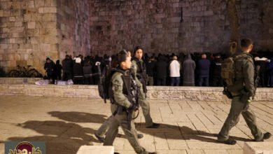 تطورات المسجد الأقصى: تفريق مصلين وإبعاد حارس في محيطه
