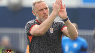 إقالة مدرب ترانمير روفرز: كروسبي يودع الفريق بعد سلسلة هزائم كارثية