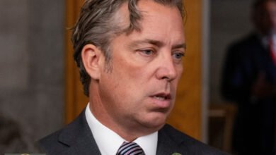 آندي أوغلز: فوز مثير للجدل في تينيسي رغم عداءه للمسلمين