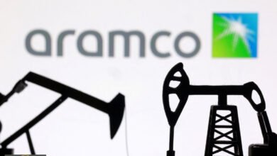 خفض إنتاج أرامكو: السعودية تُقيد الإمدادات بسبب مضيق هرمز