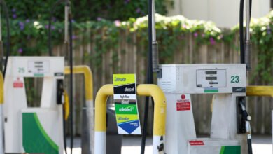 أسعار البنزين أستراليا: خفض الضريبة إلى النصف لمواجهة تداعيات الأزمة العالمية