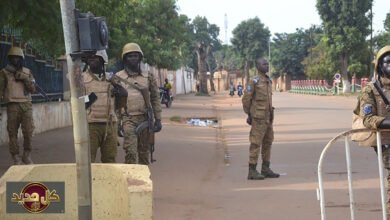 هجوم بوركينا فاسو: 30 شرطياً يلقون حتفهم في تصاعد للعنف