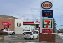 أسعار البنزين في كندا: تداعيات الحرب ترفع التكاليف وتهدد الاقتصاد