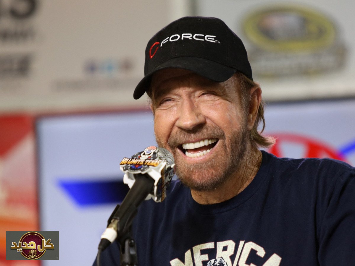 وفاة تشاك نوريس: العالم يودع أسطورة الأكشن والفنون القتالية عن 86 عامًا