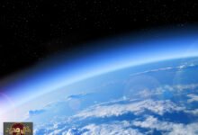 تطور الأكسجين: كيف شكلت الحياة والصفائح التكتونية هواء الأرض على مدار مليارات السنين؟