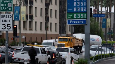 أسعار البنزين: كيف تهدد حرب إيران معيشة الأمريكيين اليومية؟