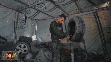 المهن اليدوية في غزة: صمود وإبداع يتحدى قسوة الظروف المعيشية