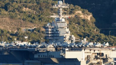 صور فضائية تكشف موقع حاملة الطائرات جيرالد فورد في البحر الأحمر