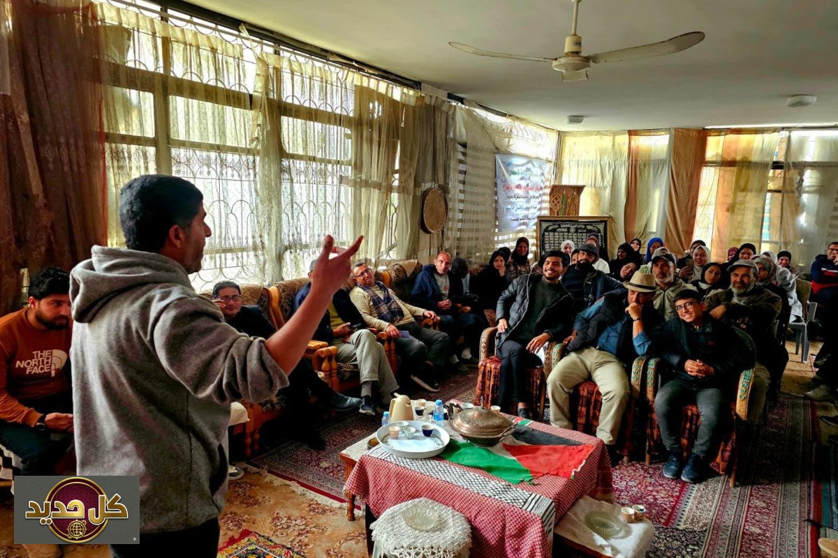 شعراء غزة: القصيدة تتحول لوثيقة صمود من قلب الخيام المهترئة