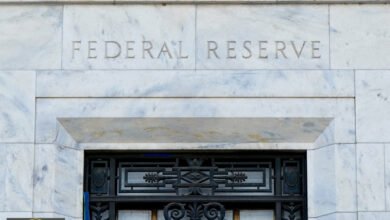 البنوك المركزية والتضخم: كيف تربك الحرب على إيران حساباتها العالمية؟