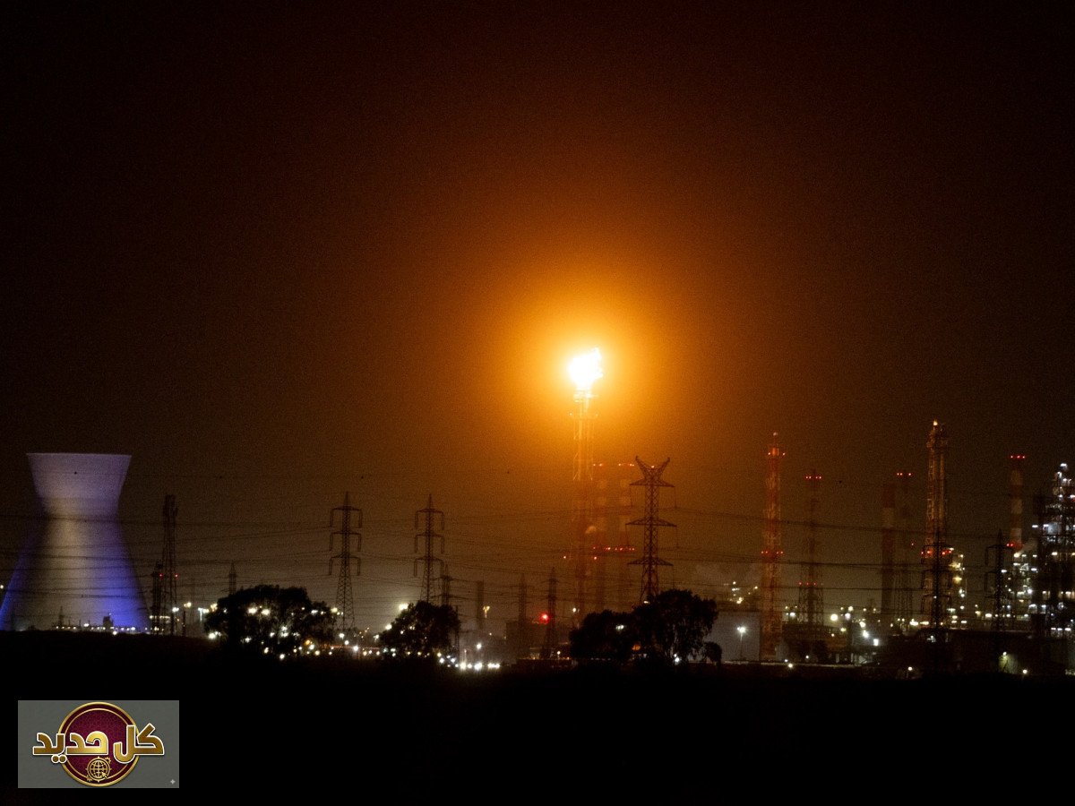 هشاشة إمدادات الطاقة: استهداف حيفا يكشف نقاط ضعف إسرائيل