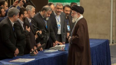 خليفة خامنئي: مجلس الخبراء يسابق الزمن بتصويت سري عن بعد