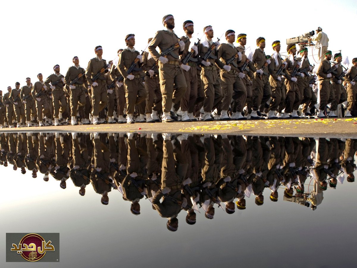 عقيدة إيران العسكرية: تحول جذري من الدفاع إلى الهجوم وتأثيره الإقليمي