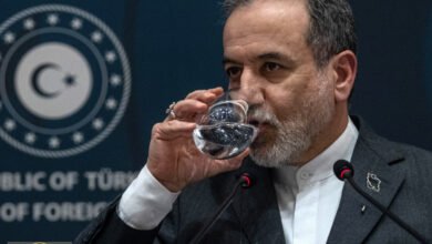 تحذير إيران لواشنطن: قواعد في المرمى ولا مفاوضات تحت النار