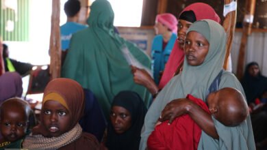 تداعيات الحرب الإيرانية: معاناة نازحي الصومال وتعطيل مكافحة الكوليرا بأفريقيا