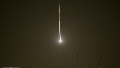 هجوم القدس الصاروخي: شظايا تستهدف مبنى القنصل الأمريكي وسط تصاعد التوترات