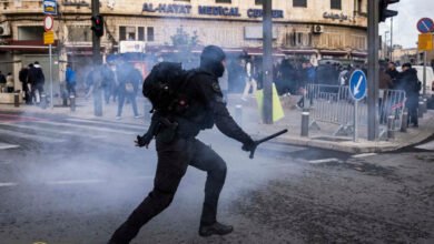 انتهاكات القدس: تصاعد العنف وتهجير العائلات في قلب الصراع