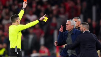 بطاقات مورينيو الحمراء: القصة الكاملة لـ 15 طرداً هزت الملاعب