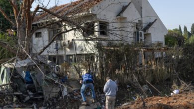 تصعيد الحدود اللبنانية: قصف متبادل وغارات إسرائيلية على جبل لبنان وصيدا