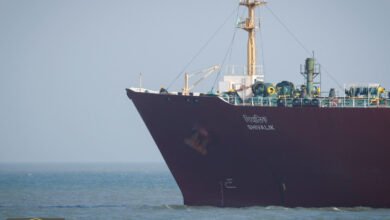 أزمة الشحن البحري: تداعيات حرب إيران تُحيي قواعد النقل من القرن التاسع عشر