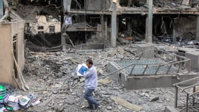 التصعيد الإيراني الإسرائيلي: انقطاعات كهرباء واستهداف جامعة في إيران وموافقة إسرائيلية على هجمات جديدة