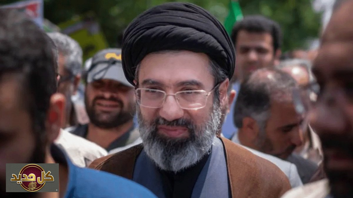 مجتبى خامنئي: مرشد إيران الجديد يستلم القيادة بعد اغتيال والده