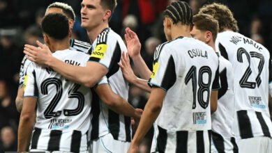 فيروس نيوكاسل الغامض: أزمة طارئة تضرب الفريق قبل قمة برشلونة في الأبطال