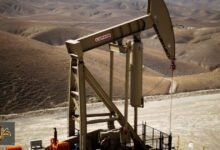 أسعار النفط تشهد تراجعاً بعد اتفاق بغداد وكردستان على استئناف التصدير