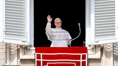 دعوة بابا الفاتيكان: حوار وسلام يوقف العنف في الشرق الأوسط