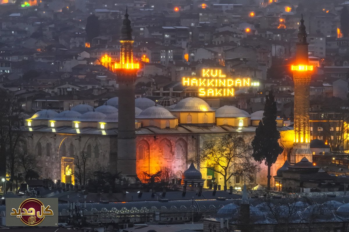 رمضان في تركيا: 5 أئمة عثمانيون يحيون ليالي النور بالمساجد الكبرى