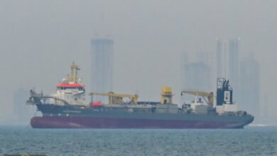 تكدس السفن بالخليج العربي: تلوث صامت يهدد البيئة والإنسان