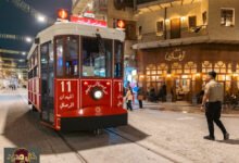 ترام الرشيد: عربة حمراء تلون الفرح في قلب بغداد