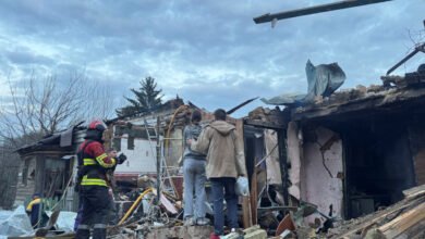 تصعيد أوكرانيا وروسيا: مقتل 6 في أوكرانيا واستهداف ميناء نفطي روسي بحريق هائل