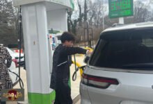 ارتفاع أسعار البنزين: كيف تشعل التوترات مع إيران جيوب الأمريكيين؟