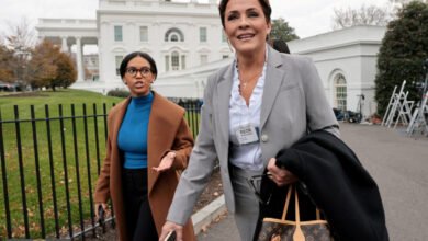 إعادة موظفي صوت أمريكا: قاضٍ أمريكي يأمر بعودة أكثر من ألف موظف