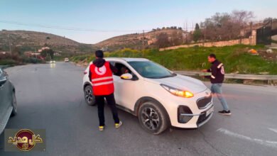 حواجز الضفة الغربية: صائمون يواجهون تحديات الإفطار على نقاط التفتيش العسكرية