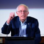 بيرني ساندرز وإسرائيل: كواليس تمرد الديمقراطيين ضد تسليح تل أبيب