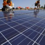 الطاقة النظيفة أمريكا: نمو قياسي يتحدى السياسات ويتغذى بالذكاء الاصطناعي