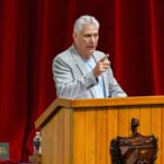 تهديدات كوبا: الرئيس الكوبي يتعهد بـ'حرب عصابات' شاملة ضد أي تدخل أمريكي