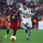 موعد الكلاسيكو بين برشلونة وريال مدريد: لقاء الحسم في الليغا