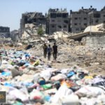 صحة نازحي غزة: منظمة الصحة العالمية تحذر من 17 ألف إصابة بالقوارض والطفيليات